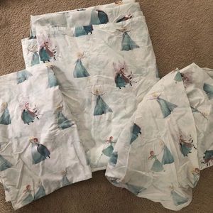 Pottery Barn Kids FROZEN SHEET SET